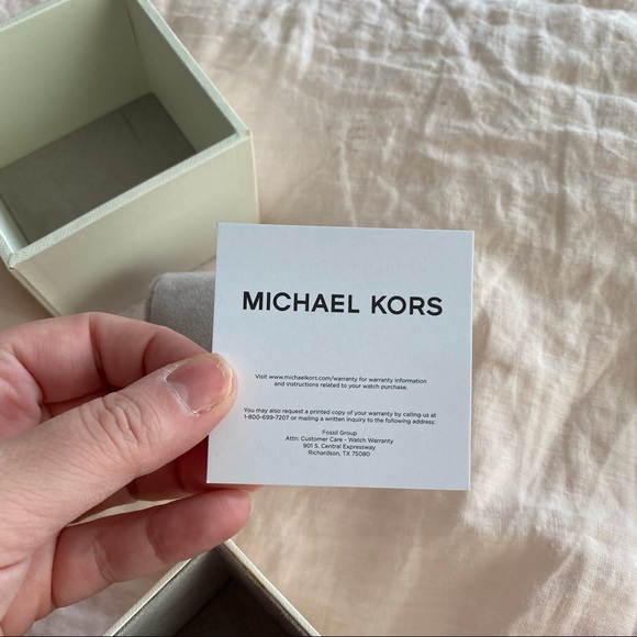 EMPTY Michael Kors Watch Box - Picture 5 of 7